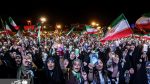 Tahran'da hükümete destek amacıyla düzenlenen gece mitingi. Fotoğraf: Fars Haber Ajansı