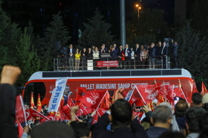 CHP Mutlak Butlan kararı protestosu